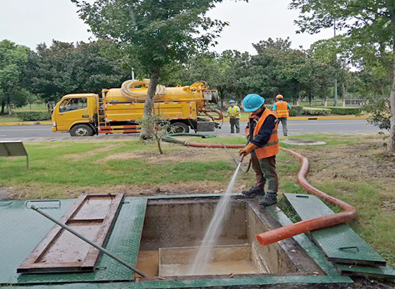长泰化油池清理